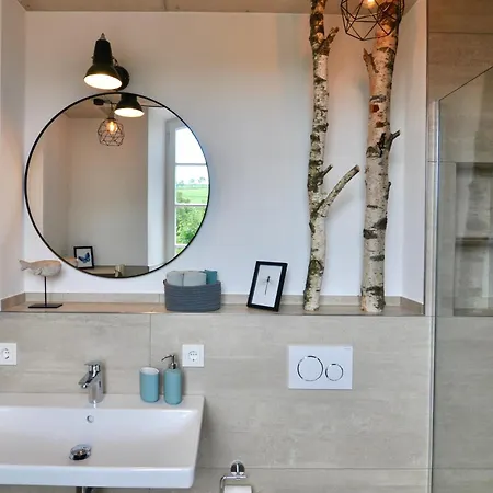 Alte Schule Mit Moderner - Lesestube *