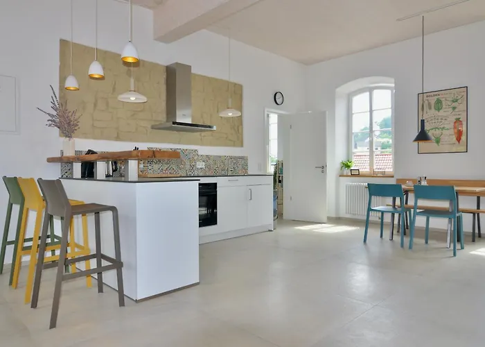 Alte Schule Mit Moderner - Lesestube *