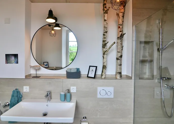 Alte Schule Mit Moderner - Lesestube *