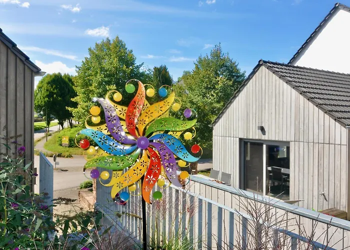 Alte Schule Mit Moderner - Lesestube Baustert